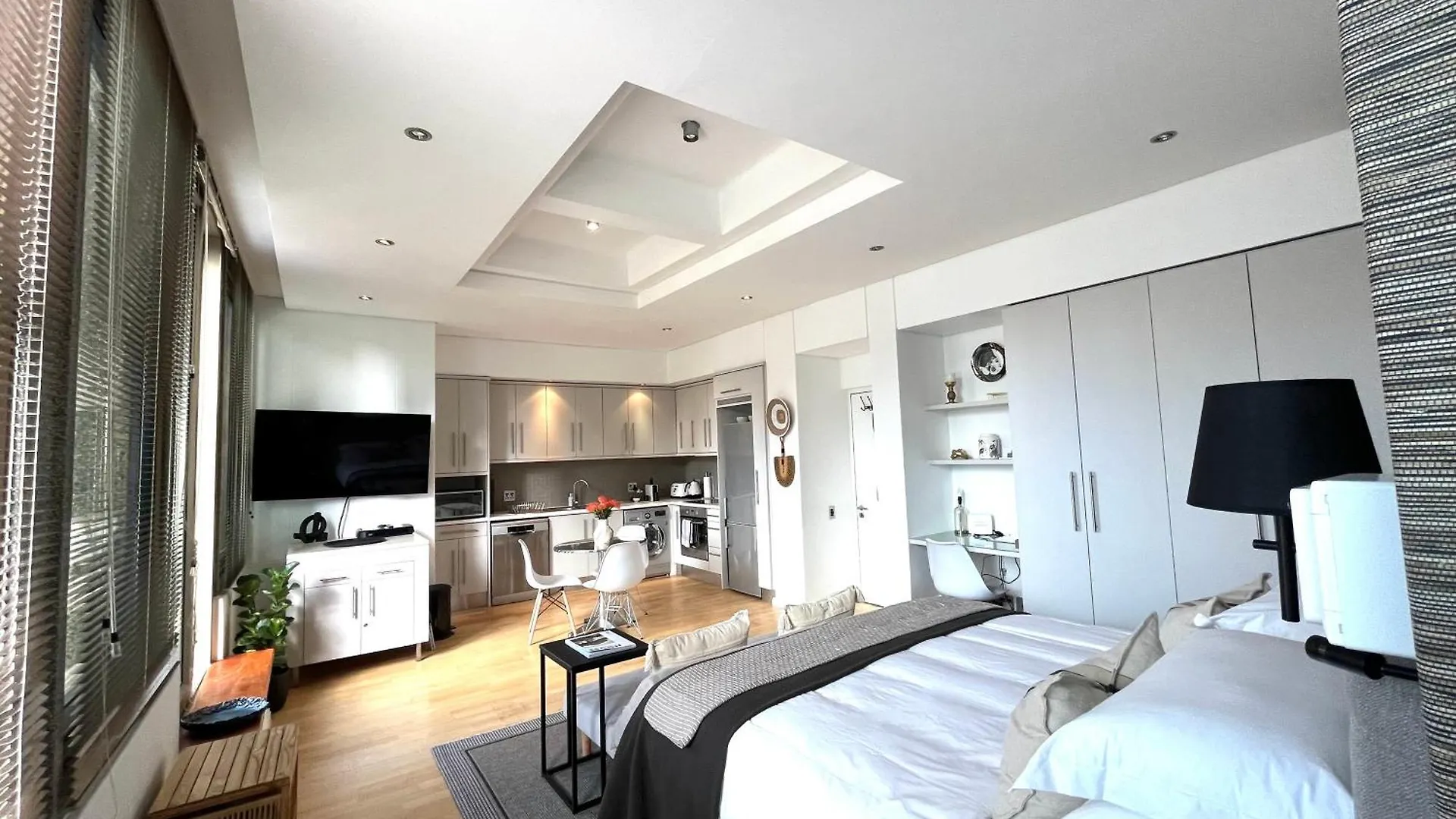 #608 Cartwright - Urban Hideaway Apartment Cape Town