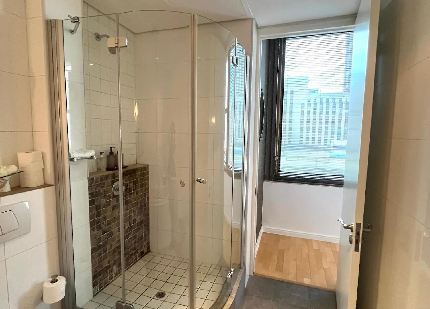 #608 Cartwright - Urban Hideaway Apartment Cape Town