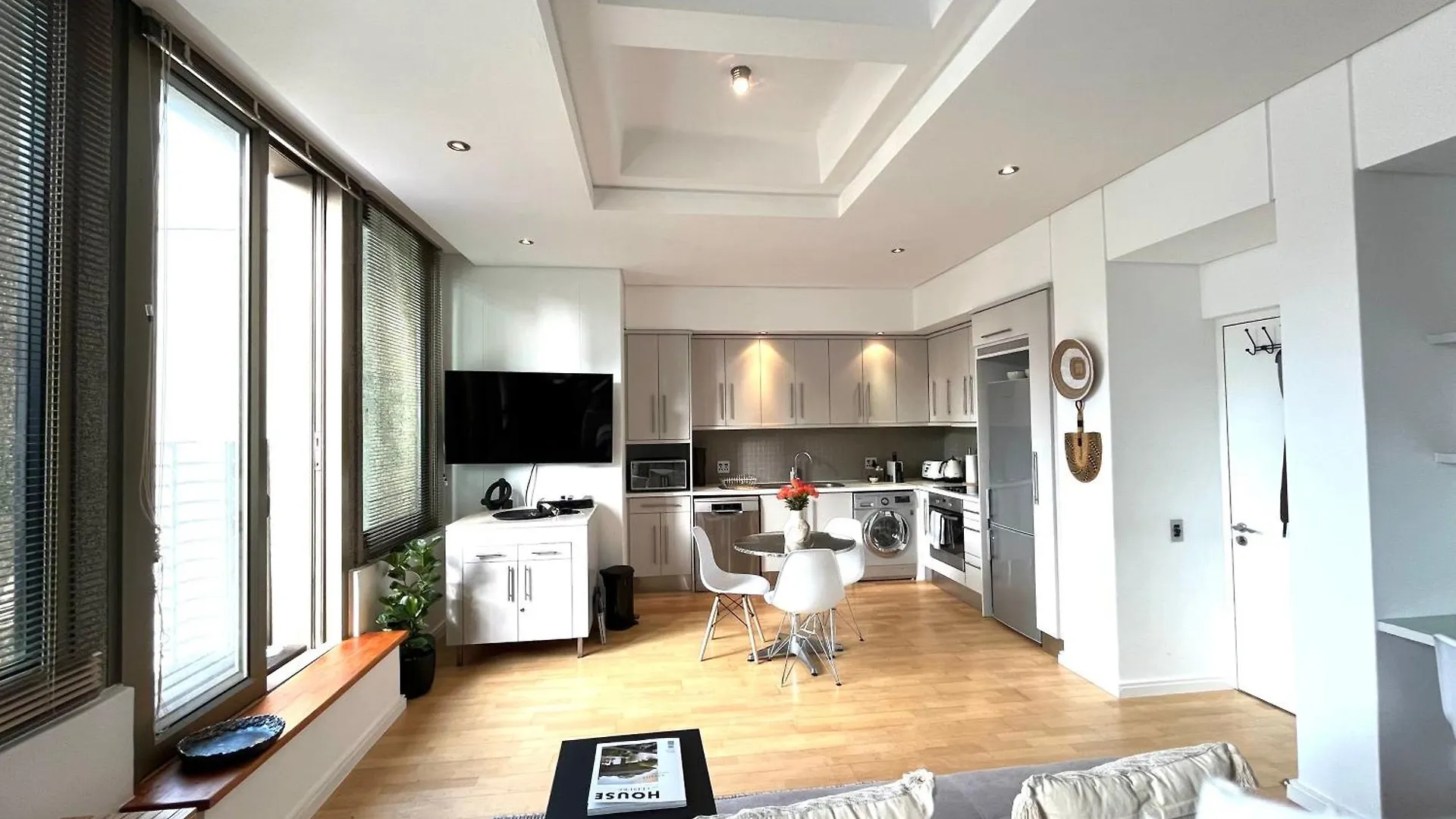 #608 Cartwright - Urban Hideaway Apartment Cape Town South Africa